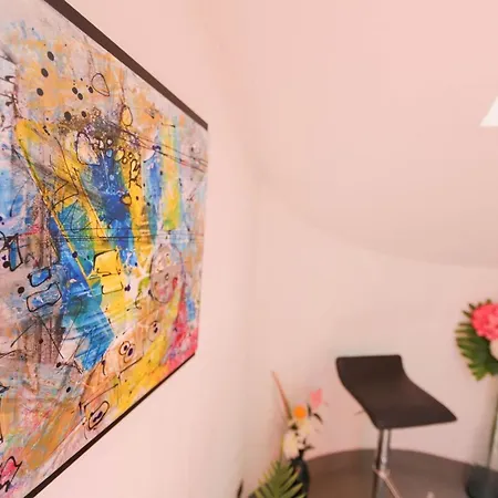 'la Maison' House In The Historic Apartment *